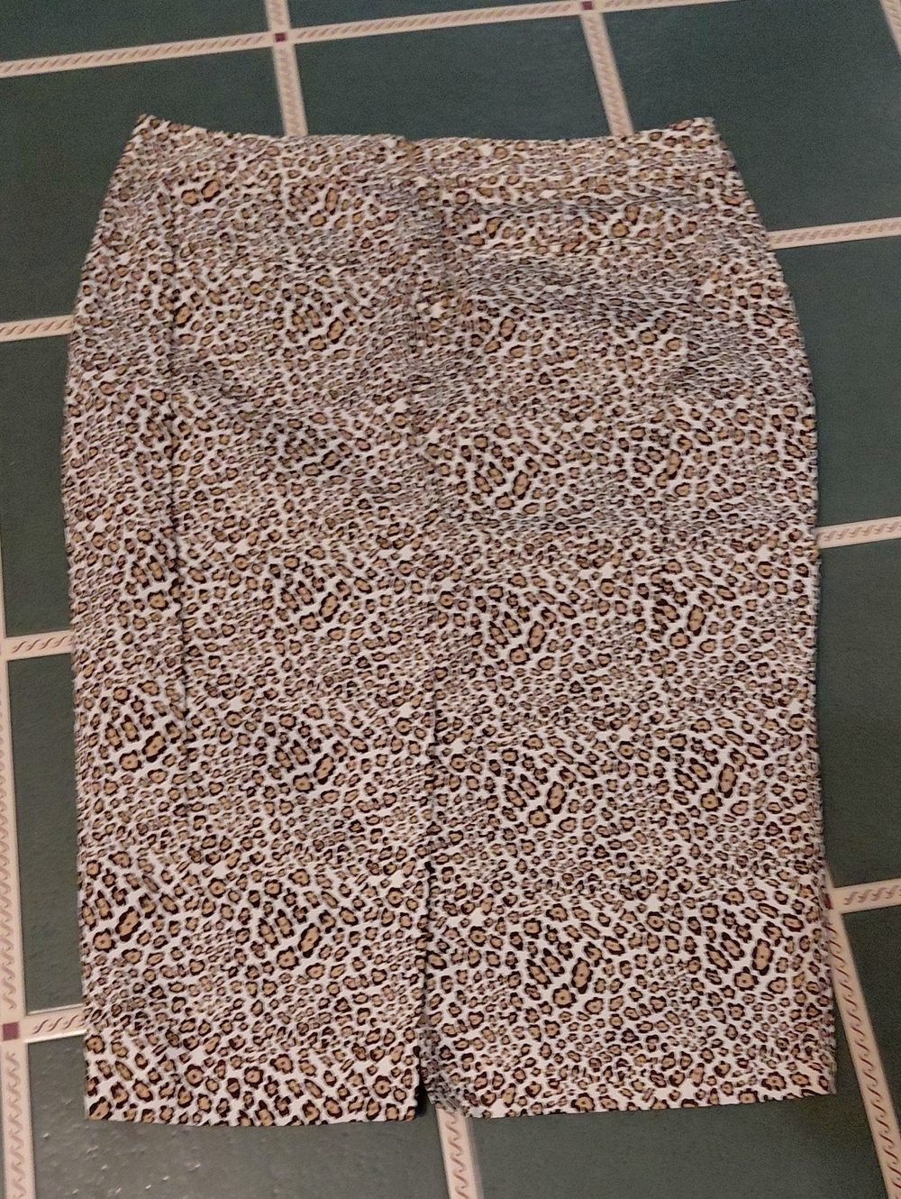 Liz Claiborne Leopard Print Pencil Skirt in Brown and Cream